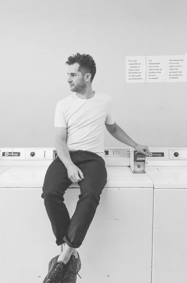 Gev sitting on washing machines